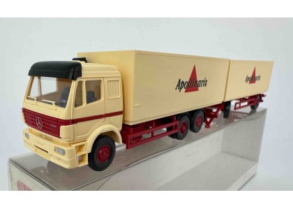 Camion cu 3 axe Mercedes Benz si remorca cu 2 axe - H0 Wiking 561 01 37